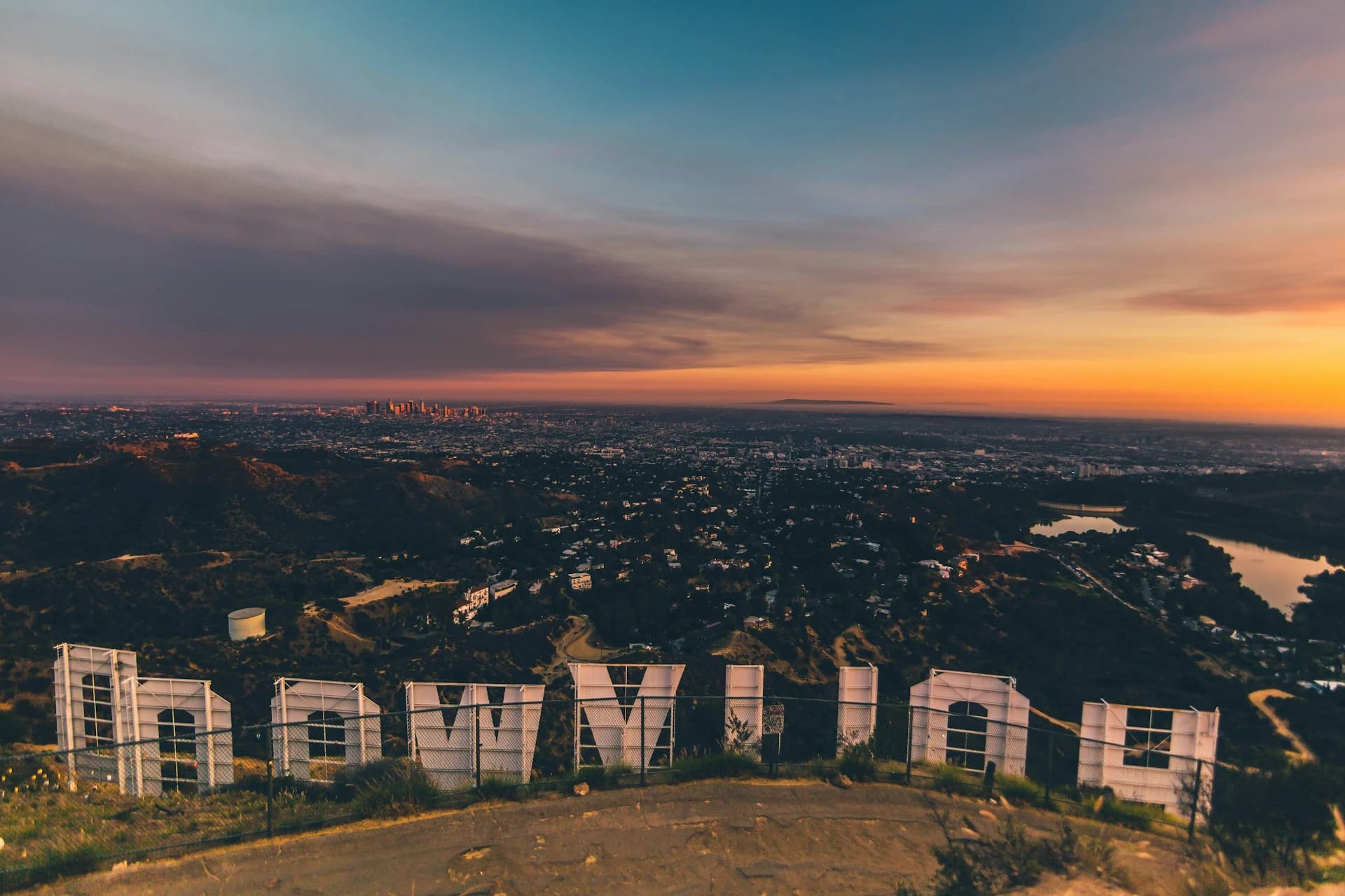 Storytelling in the Digital Age: How Media Professionals Build Influence